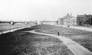 4-Embankment-1895